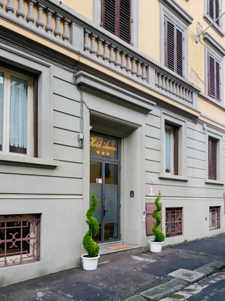 Hotel Airone