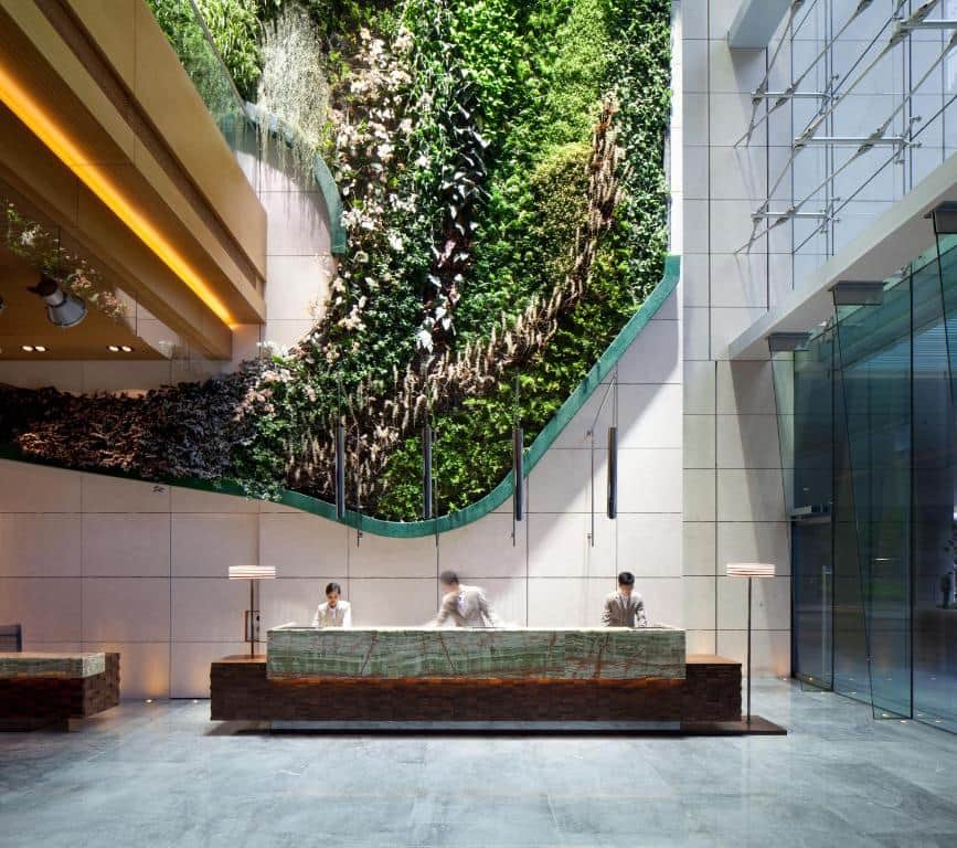 HOTEL ICON