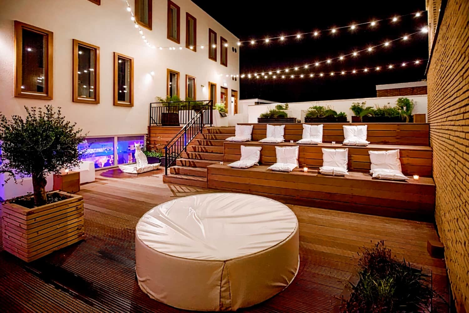 Kaboom Hotel