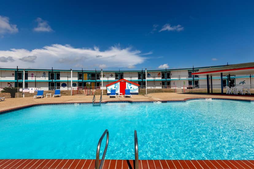 Crystal Palace Resort