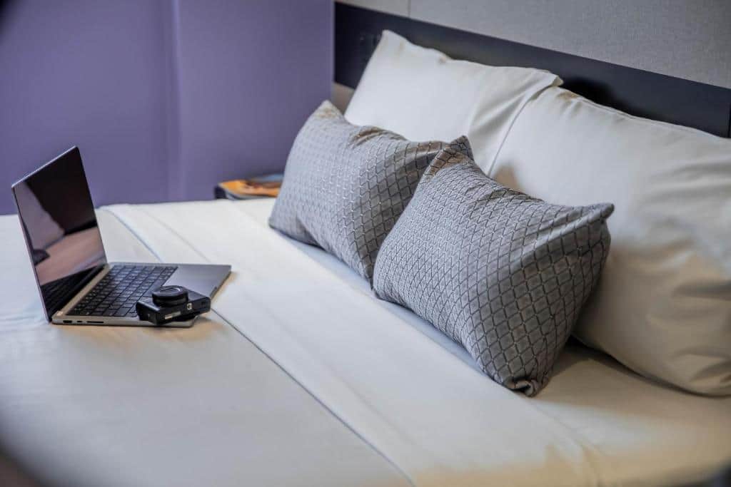 Hotel 81 Palace