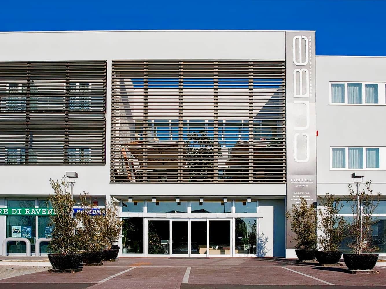 Hotel Cube