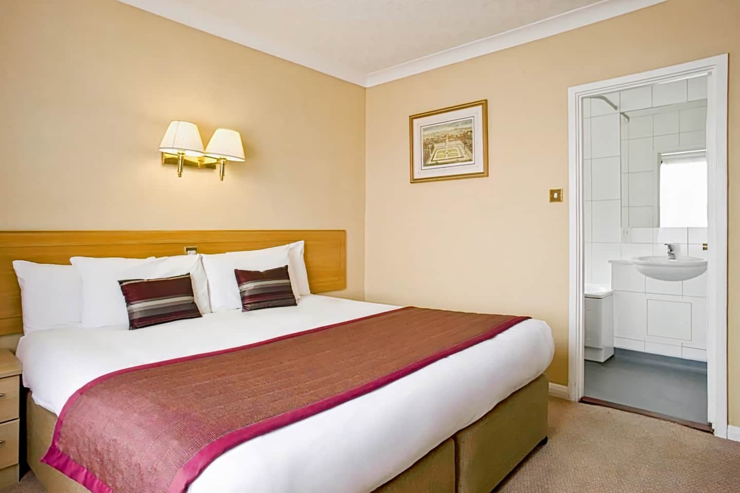 Best Western Burns Hotel