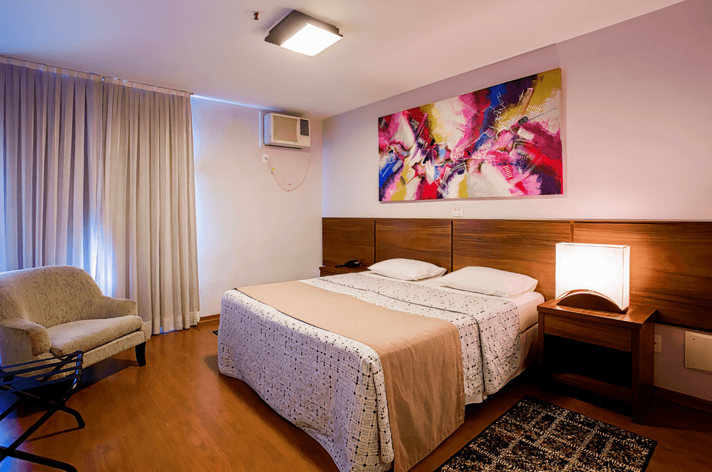 Gallant Hotel