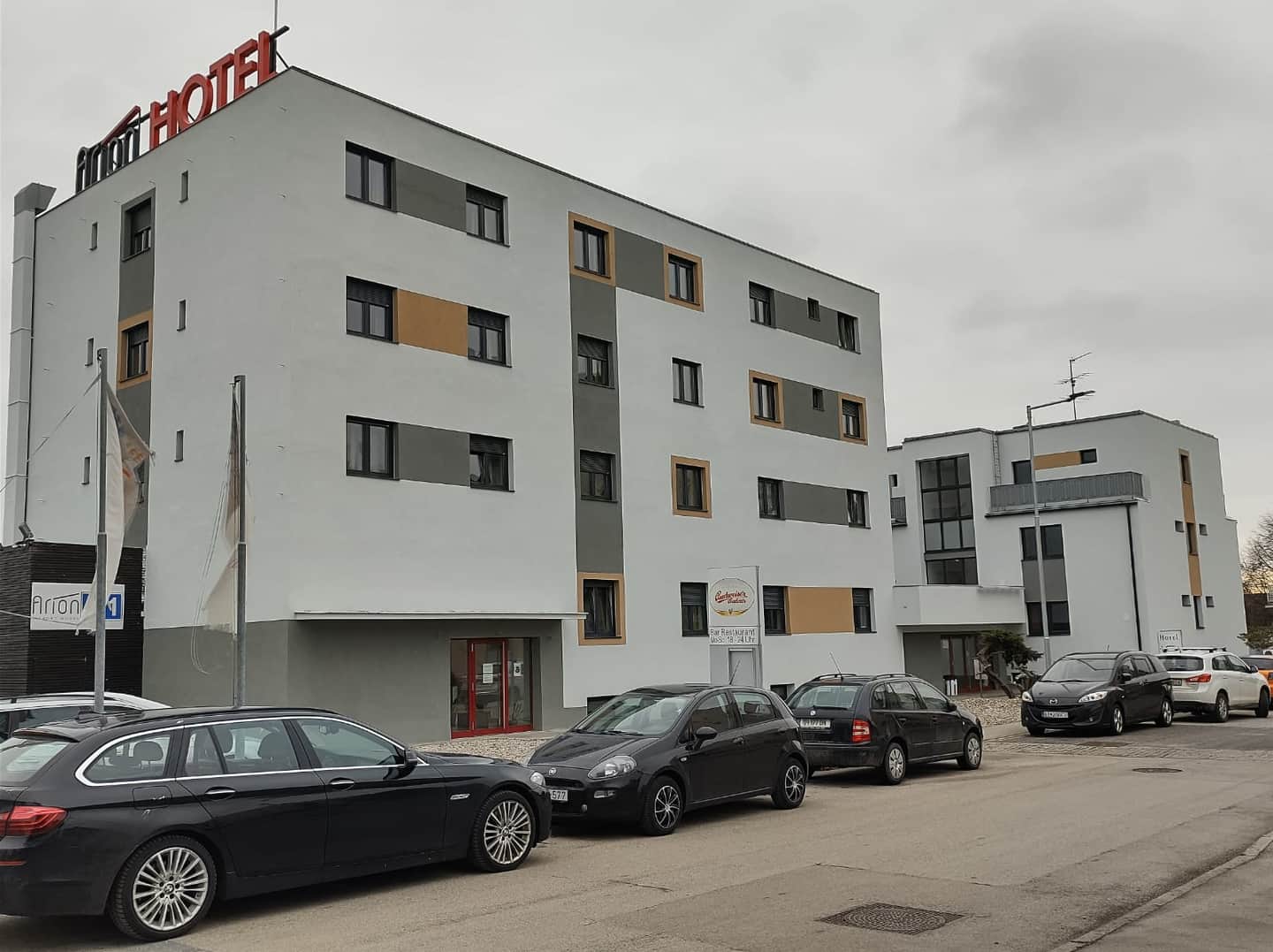 Arion Airport Hotel
