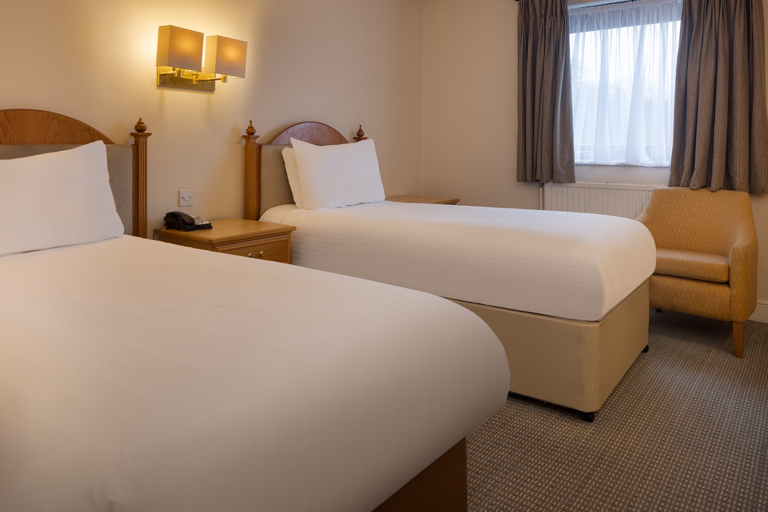 Bridgewood Manor Hotel