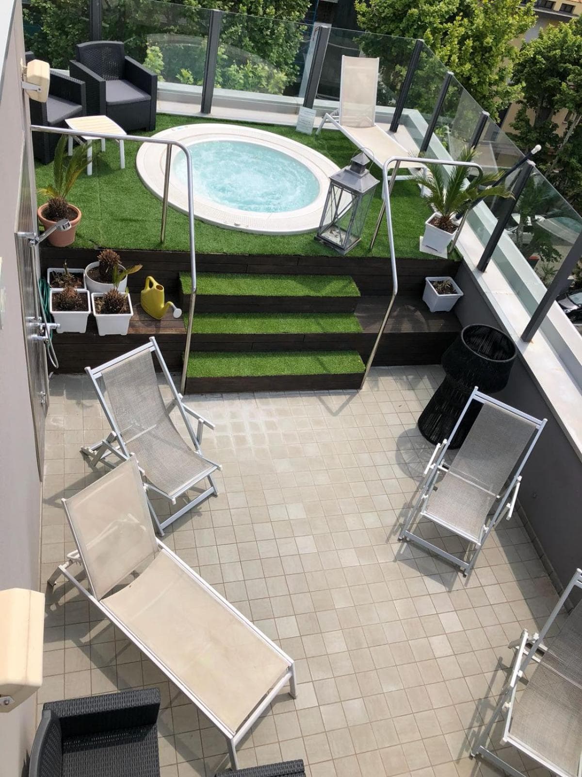 Q HOTEL