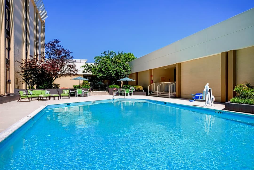 Holiday Inn Roanoke - Tanglewood Route 419 & I 581, an IHG Hotel