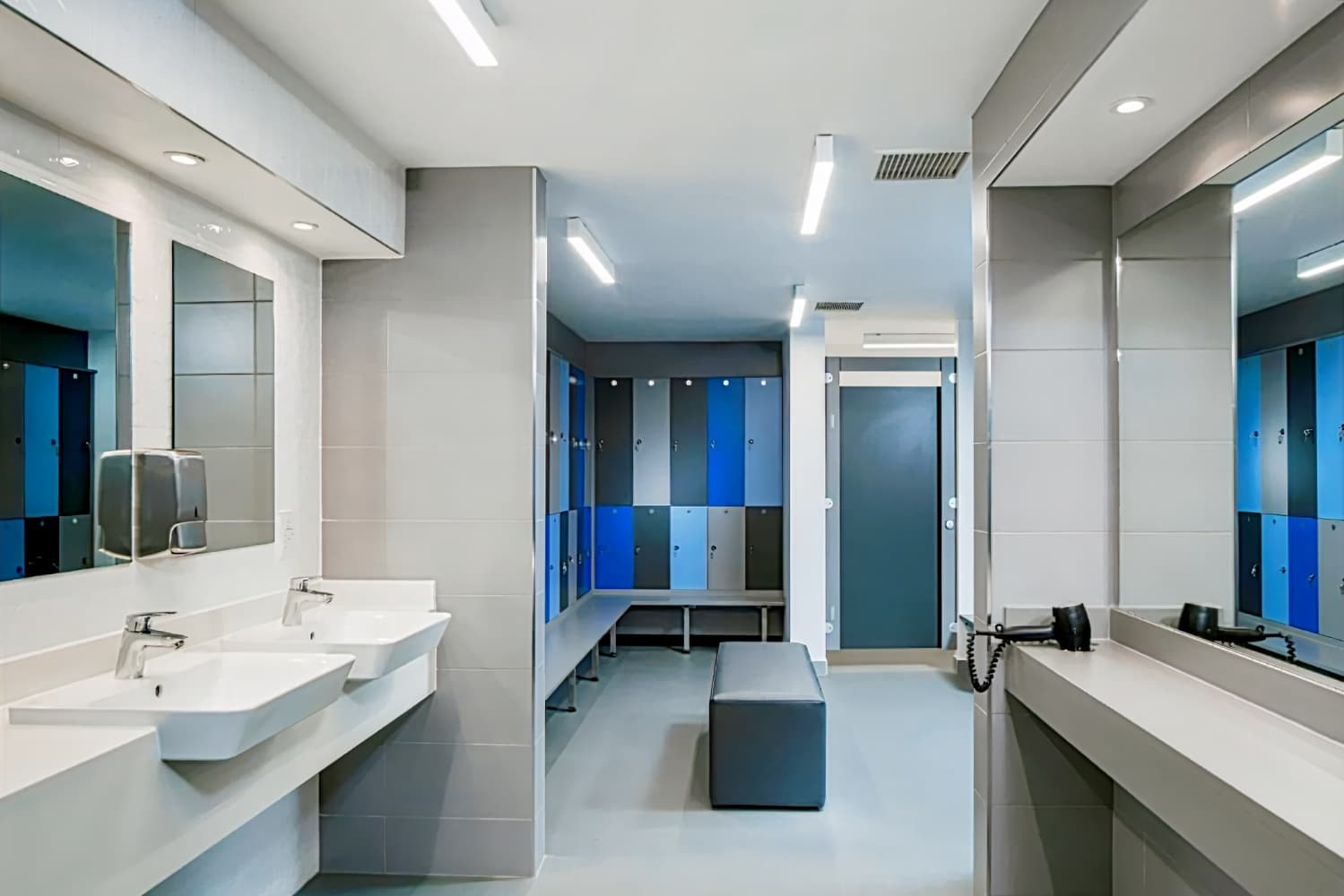 Radisson RED Heathrow