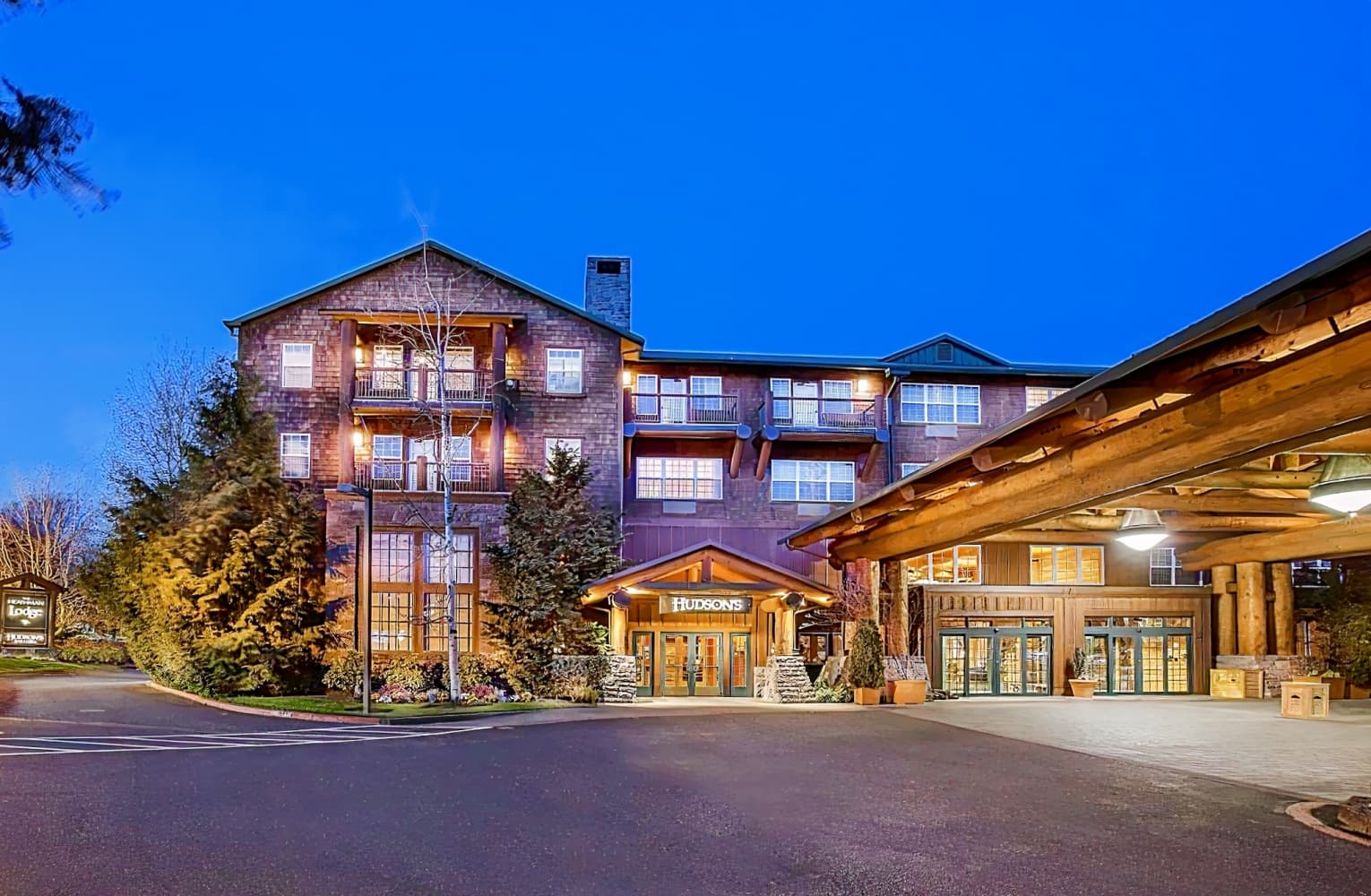 Heathman Lodge