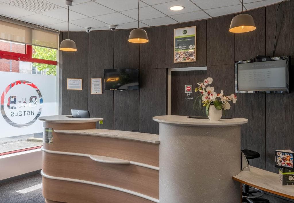 B&B HOTEL Amiens Centre Cathédrale