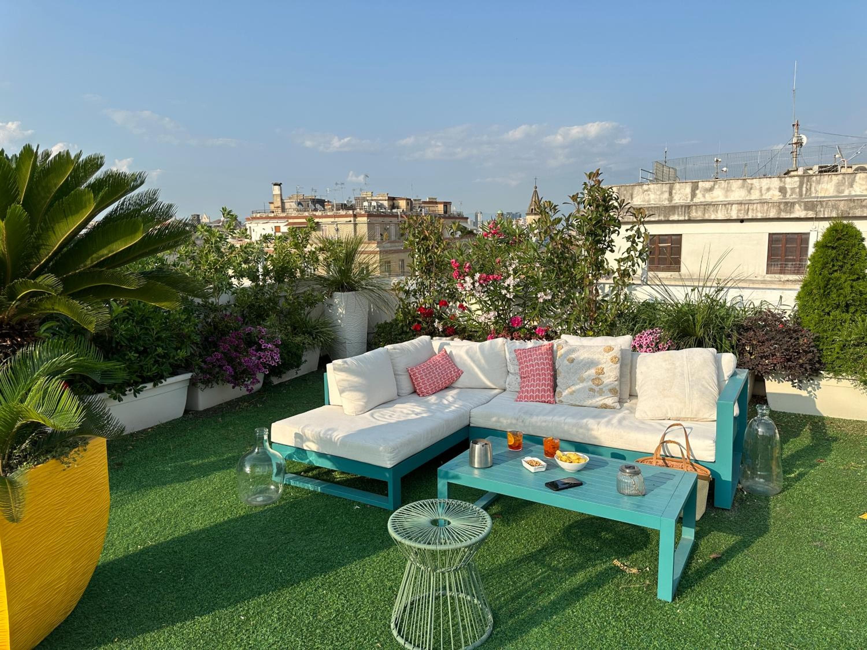 NeapolitanTrips Hotel (Ostello Bello Napoli)