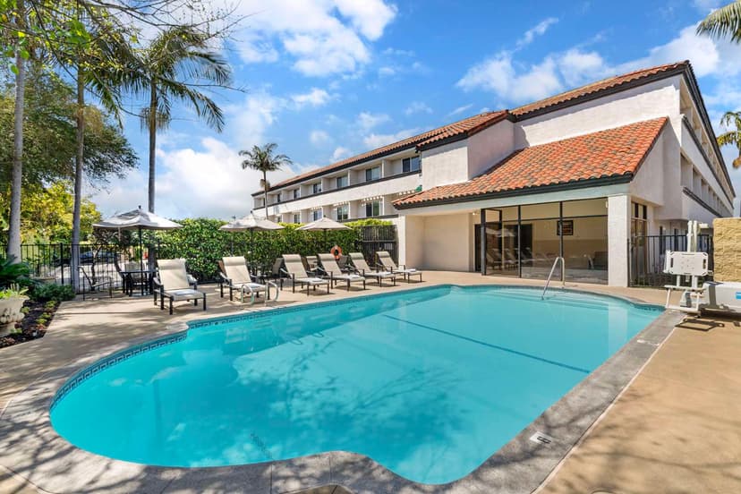 Best Western Plus Newport Mesa Inn