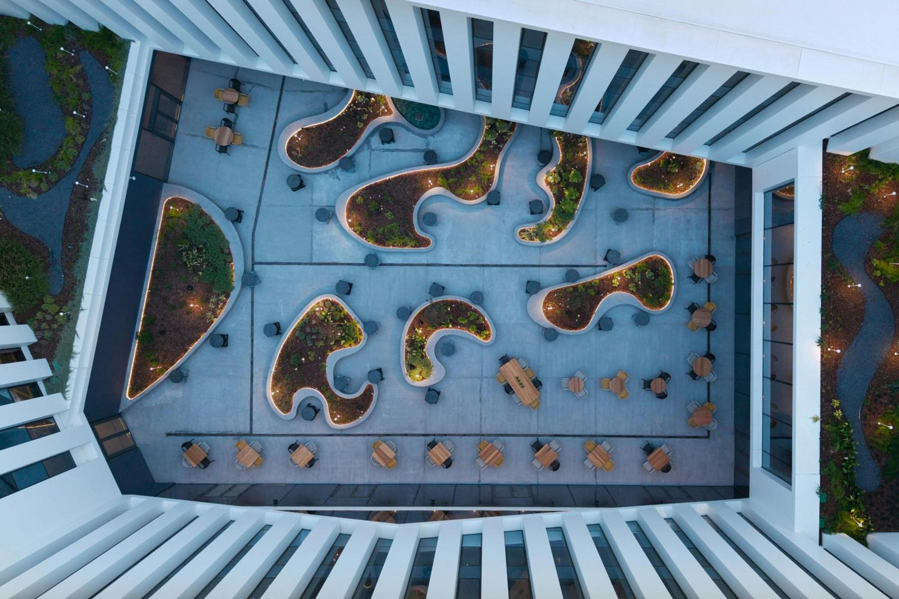 Moxy Alfragide Lisboa