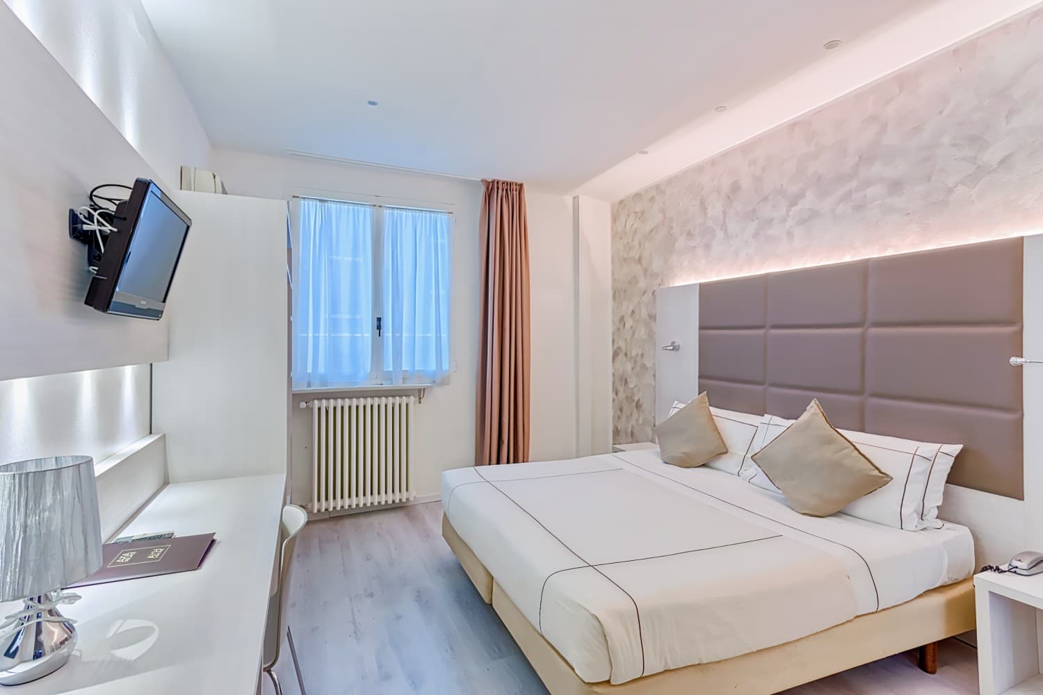 Agape Hotel