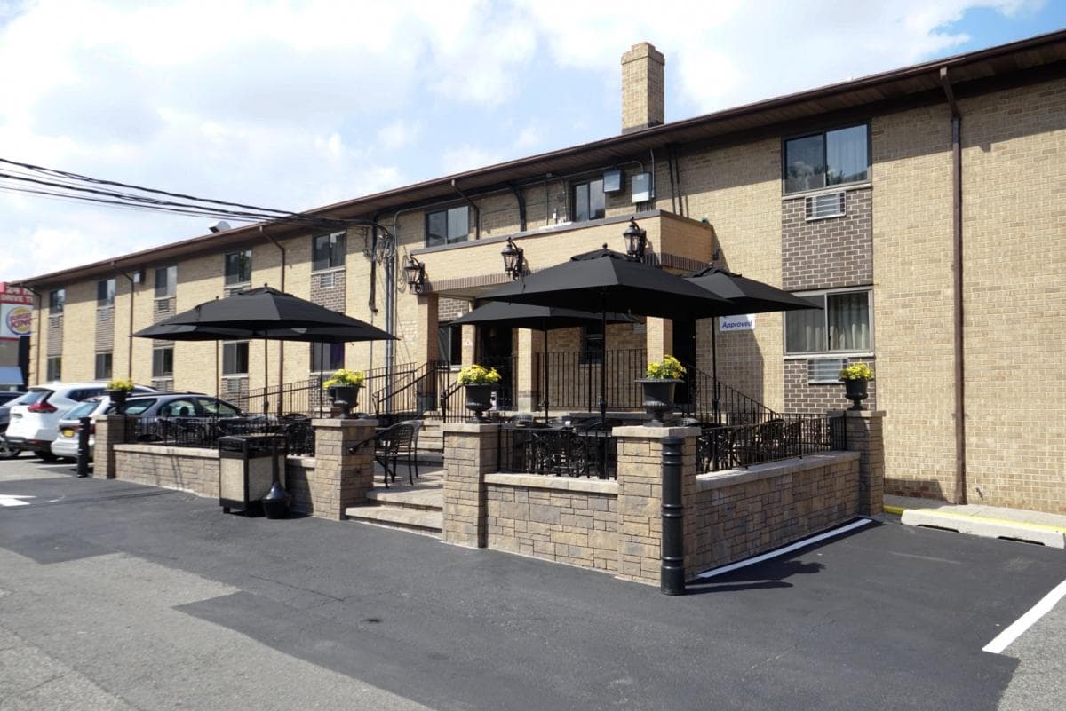 The Holland Hotel / Jersey City