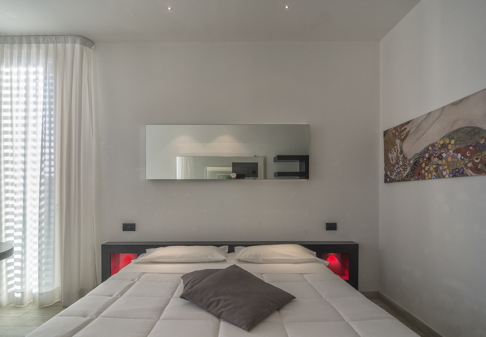 Blue Shades ApartHotel