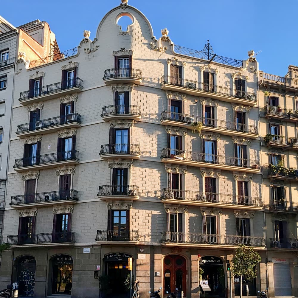 Hostal Barcelona Travel