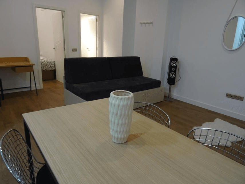 Saga Rental La Latina