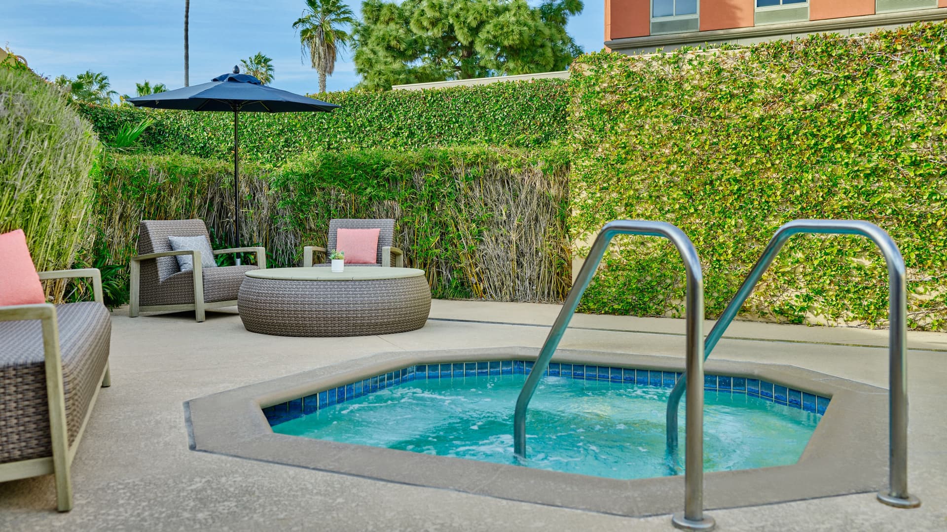 Courtyard by Marriott Culver City Los Angeles