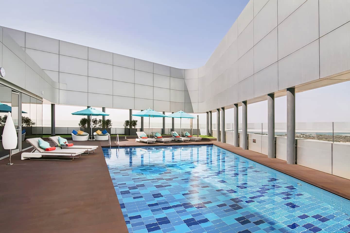 Pearl Rotana Capital Centre