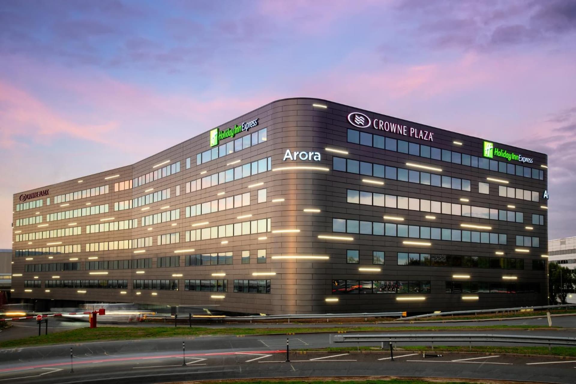 Holiday Inn Express London Heathrow T4, an IHG Hotel