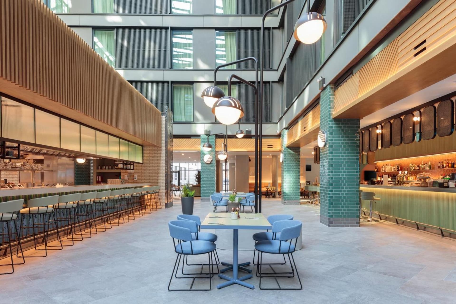 Holiday Inn London Heathrow - Bath Road by IHG