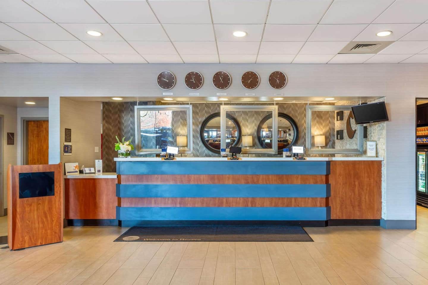 Comfort Inn & Suites Logan International Airport
