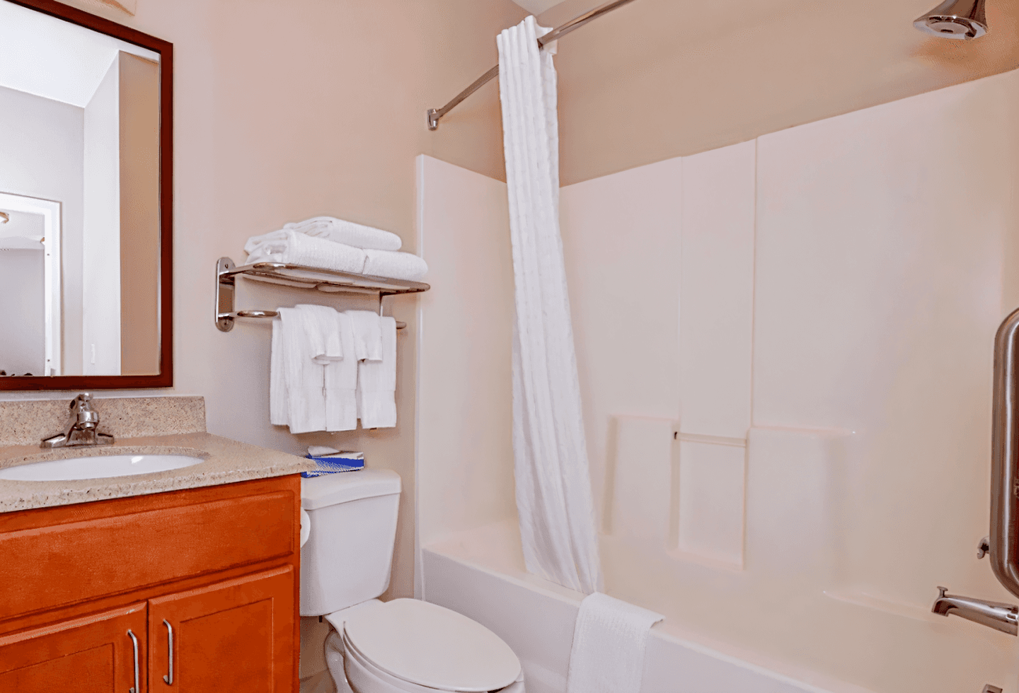 Candlewood Suites Boise - Towne Square, an IHG Hotel