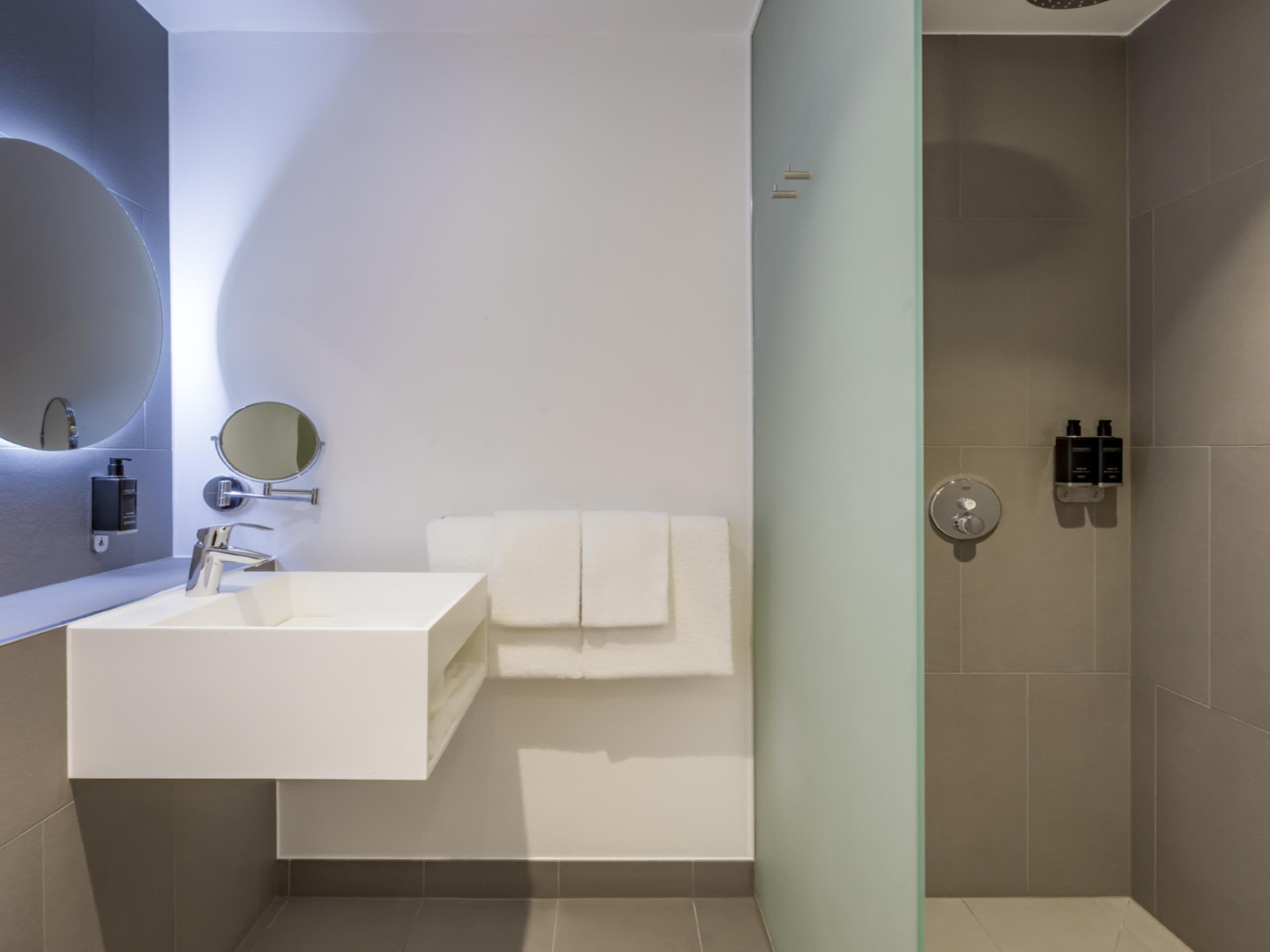 Hotel Indigo London - 1 Leicester Square, an IHG Hotel