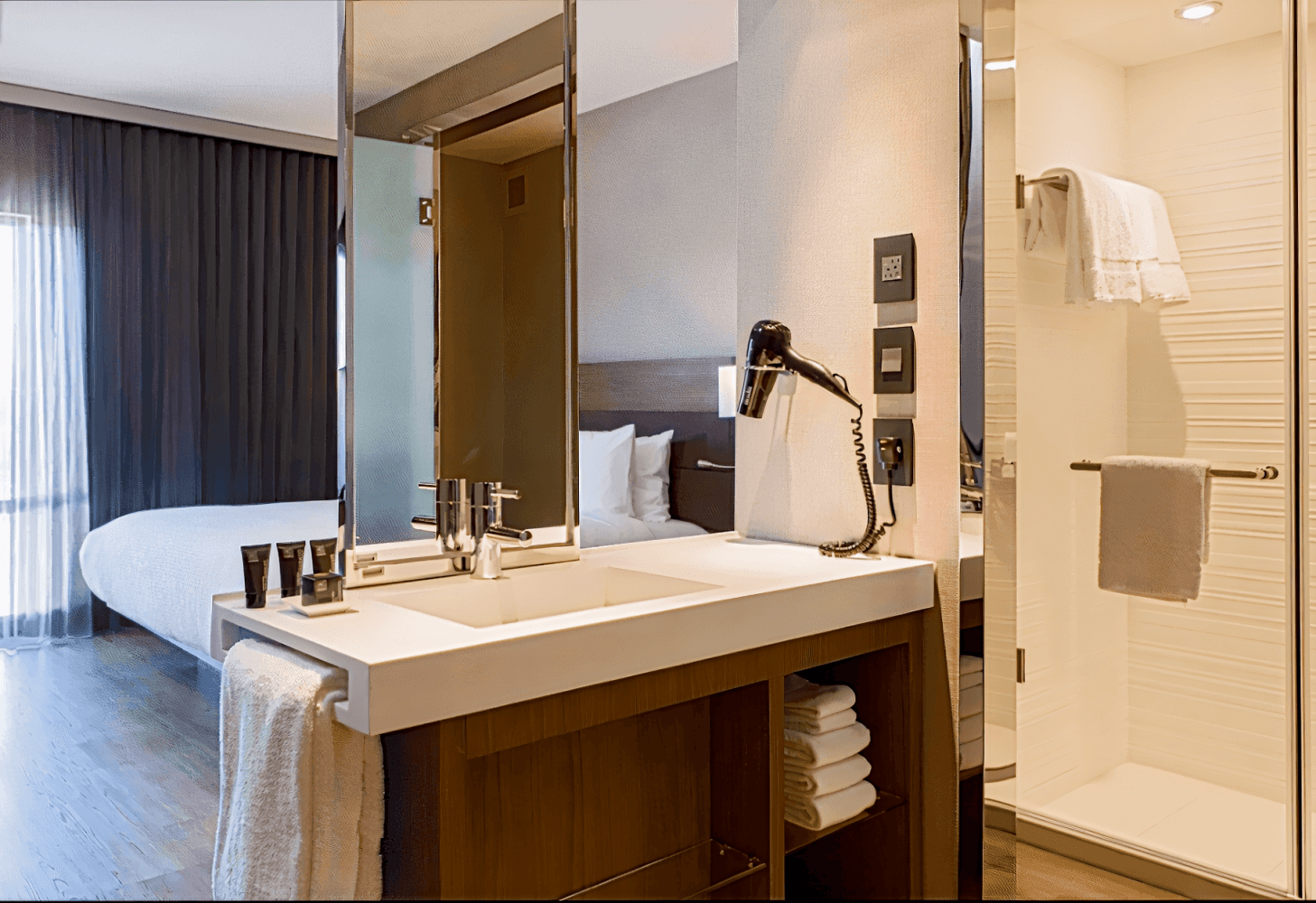 AC Hotel Kansas City Plaza