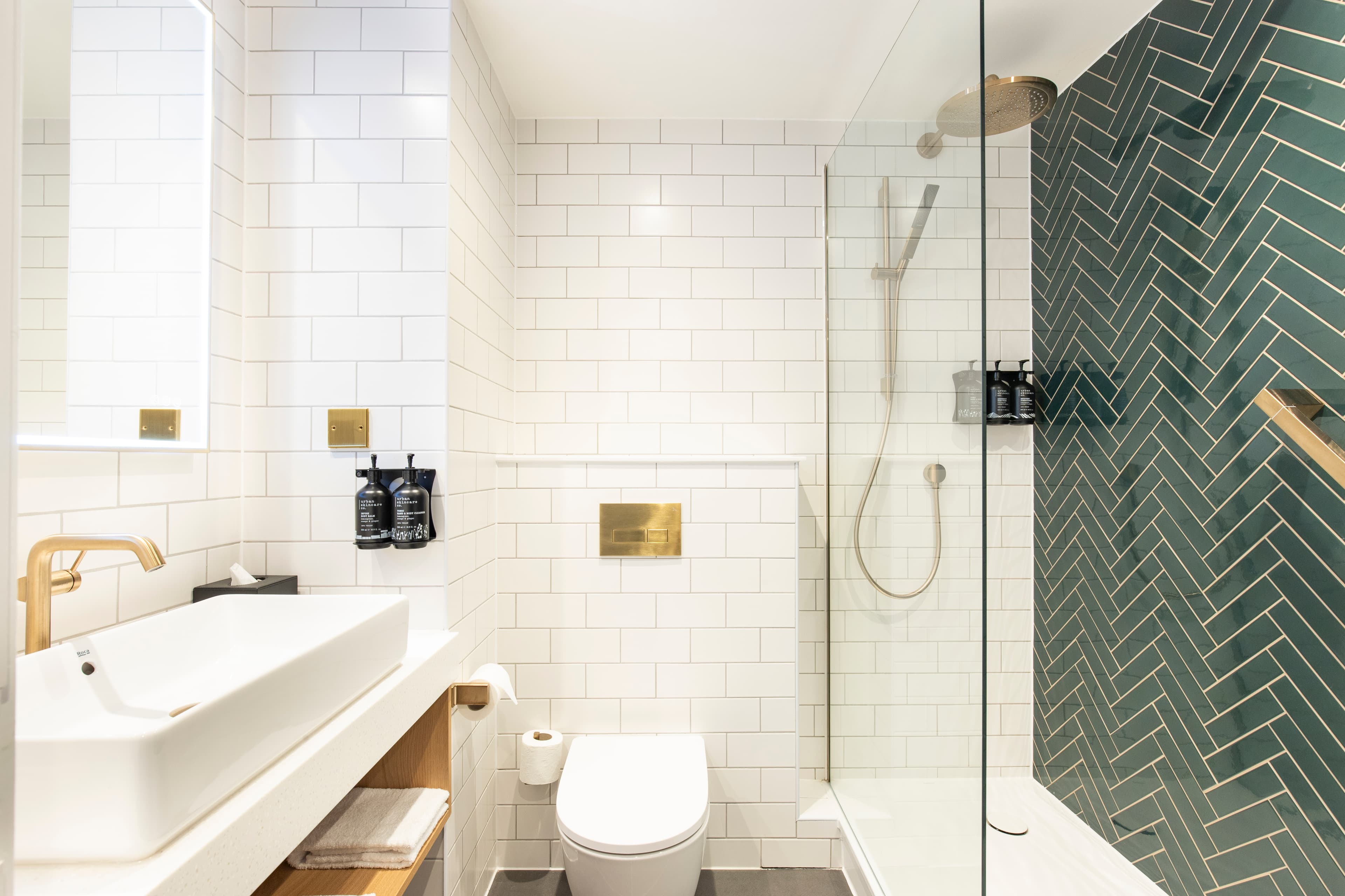 Holiday Inn Bristol Airport by IHG