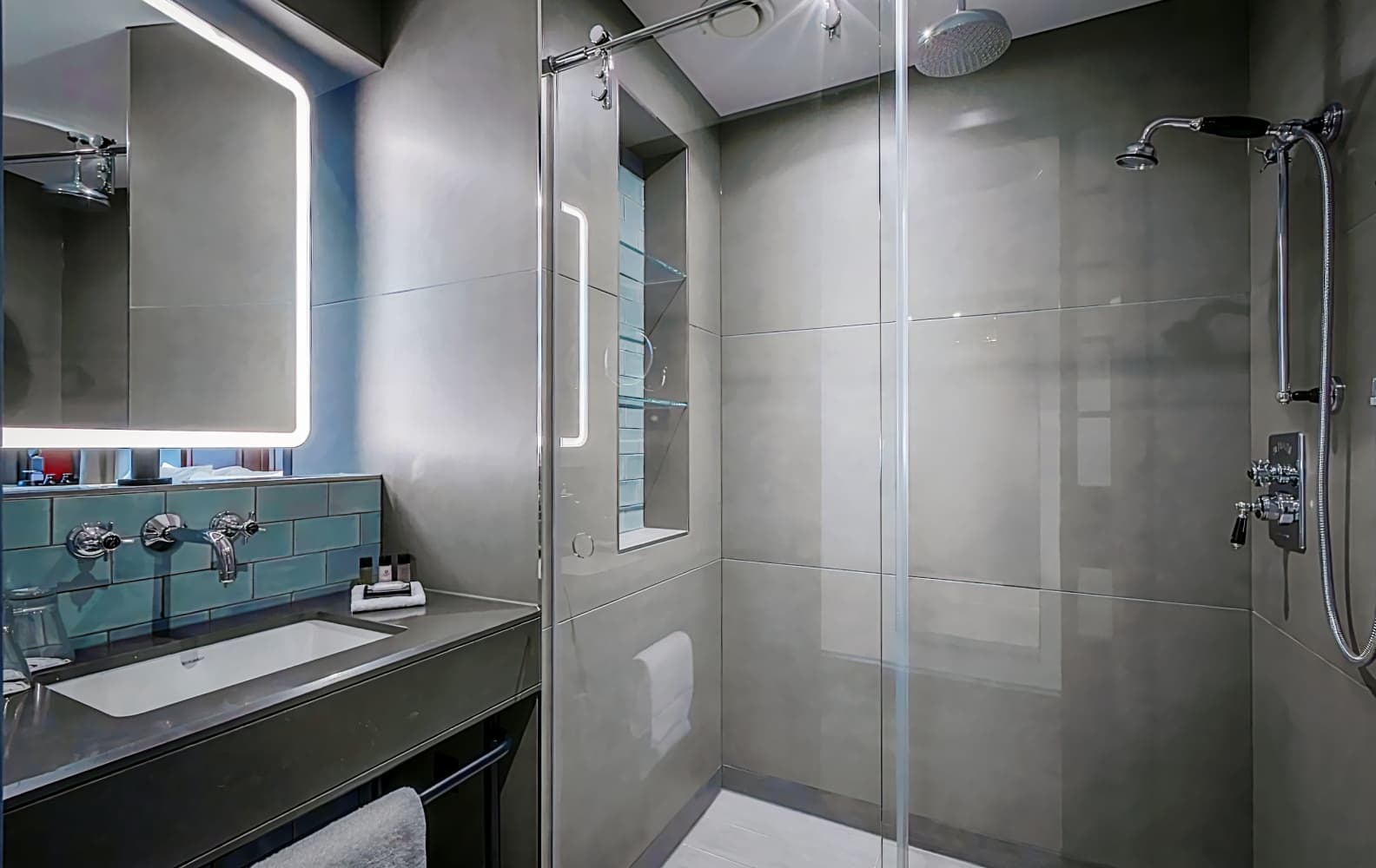 Clayton Hotel City of London