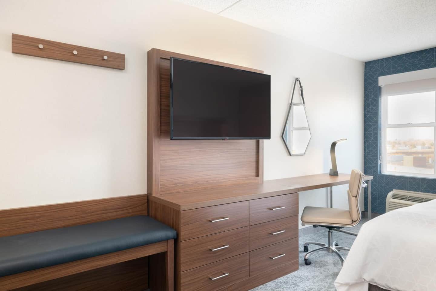 Holiday Inn Express & Suites Boston - Cambridge