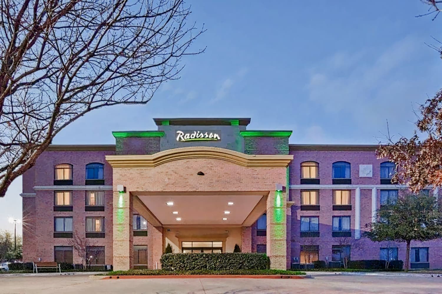 Pace Hotel Addison