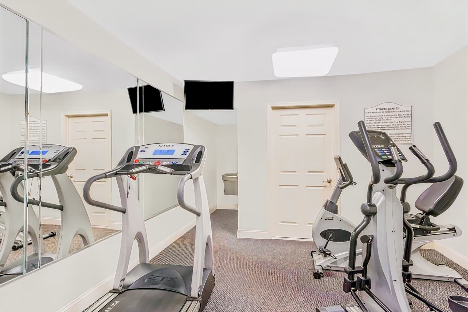 Days Inn by Wyndham Springfield/Phil.Intl Airport