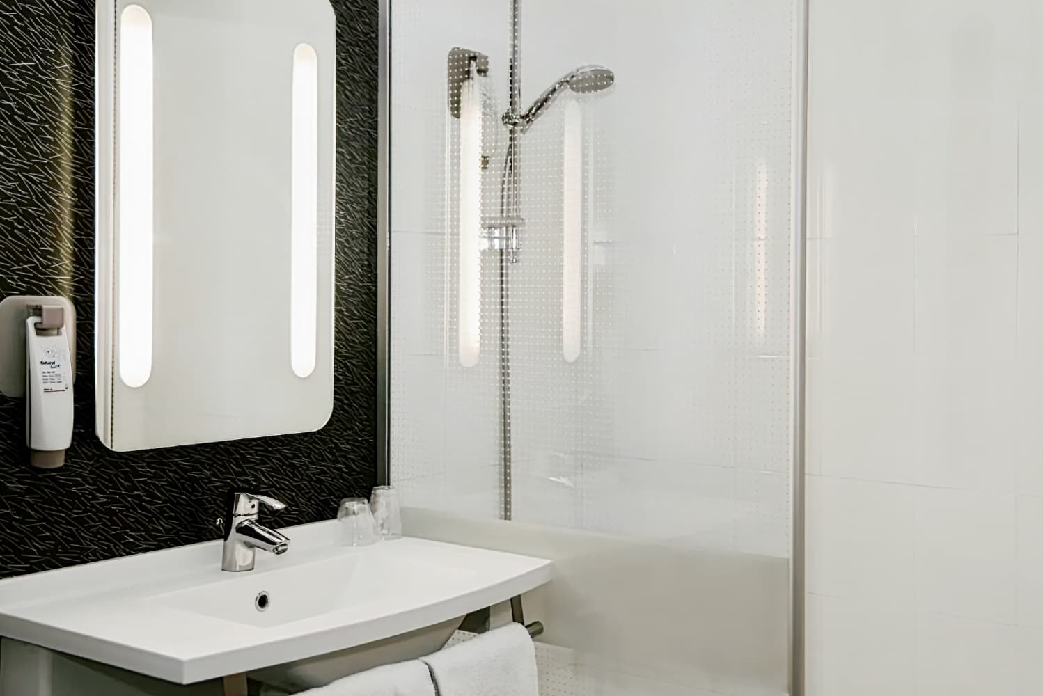 ibis Orange Centre Échangeur A7 A9