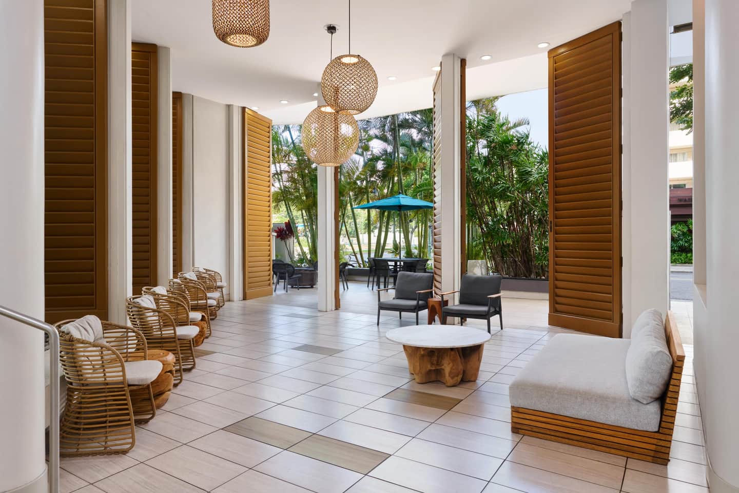 Holiday Inn Express Waikiki, an IHG Hotel
