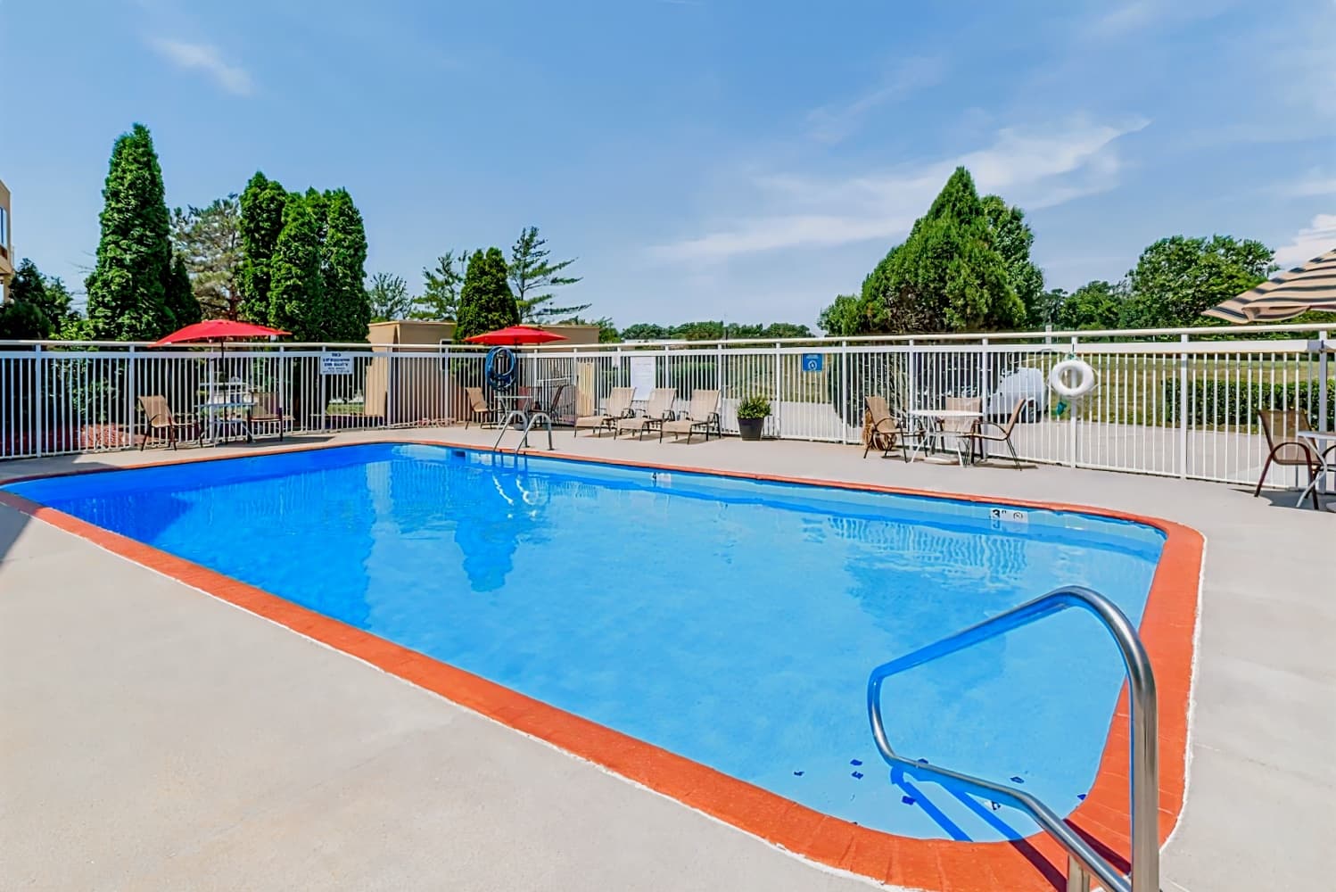 Days Inn by Wyndham Des Moines-West Clive