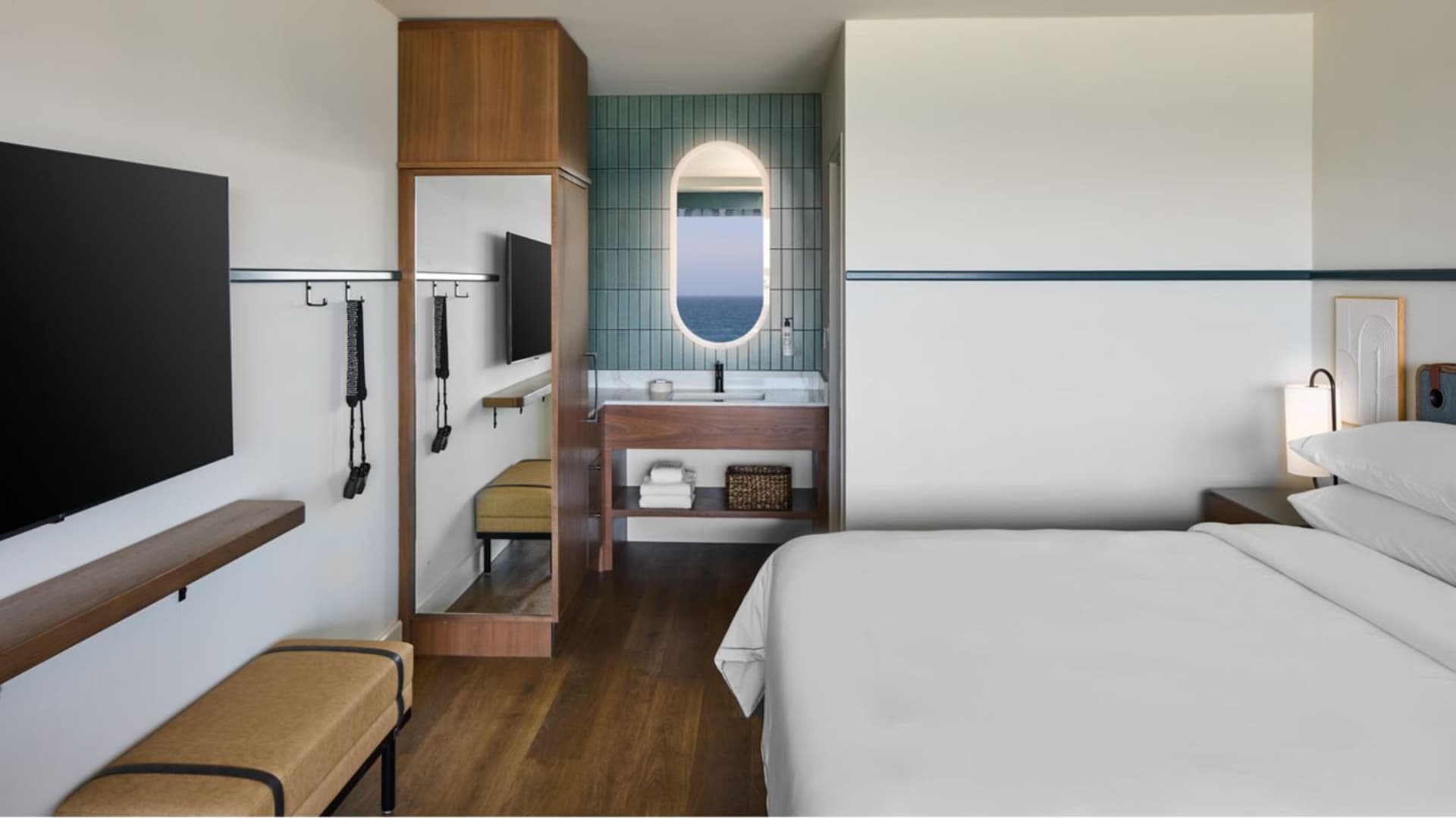 Monterey Beach Hotel, a Tribute Portfolio Hotel
