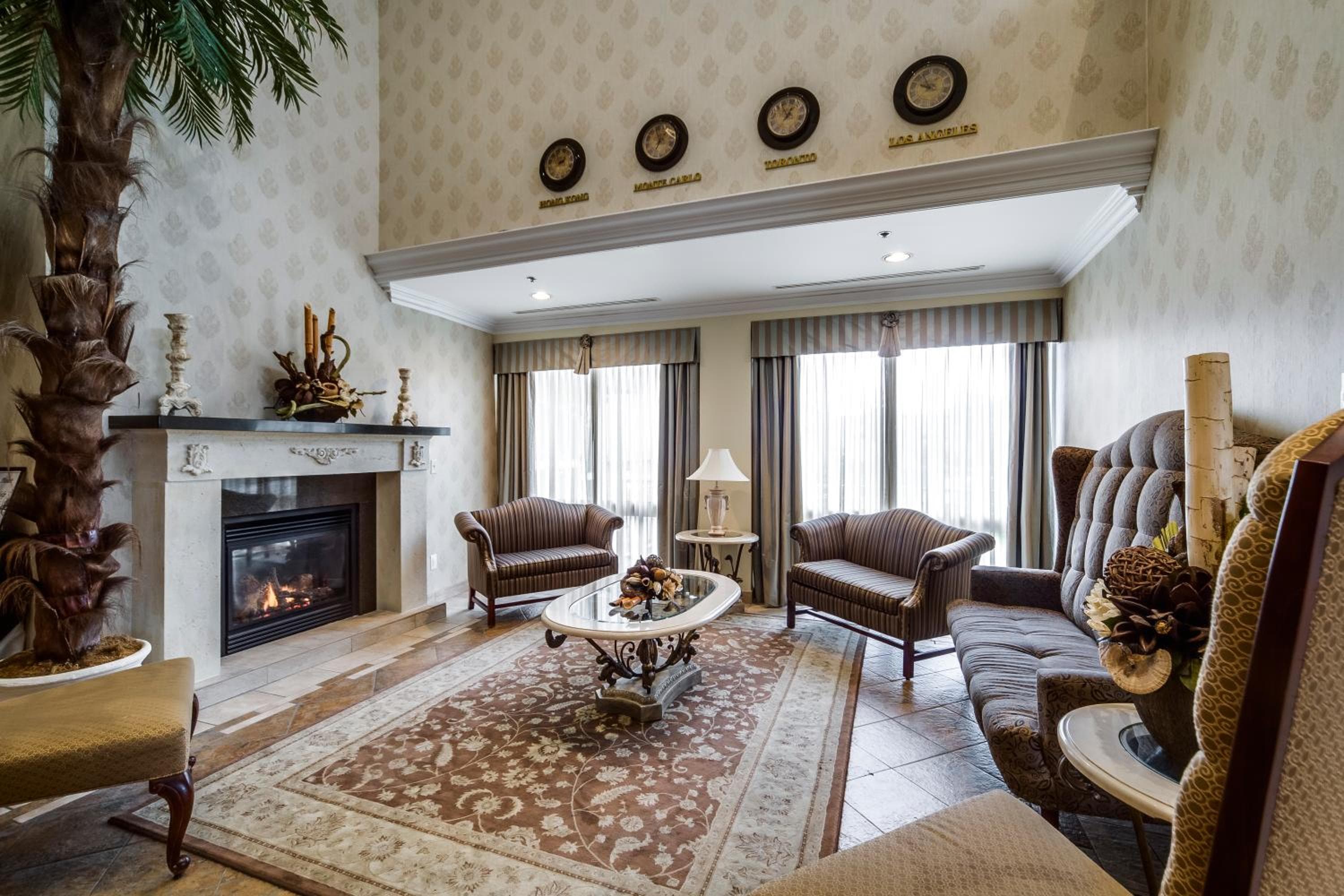 Monte Carlo Inns Brampton Suites