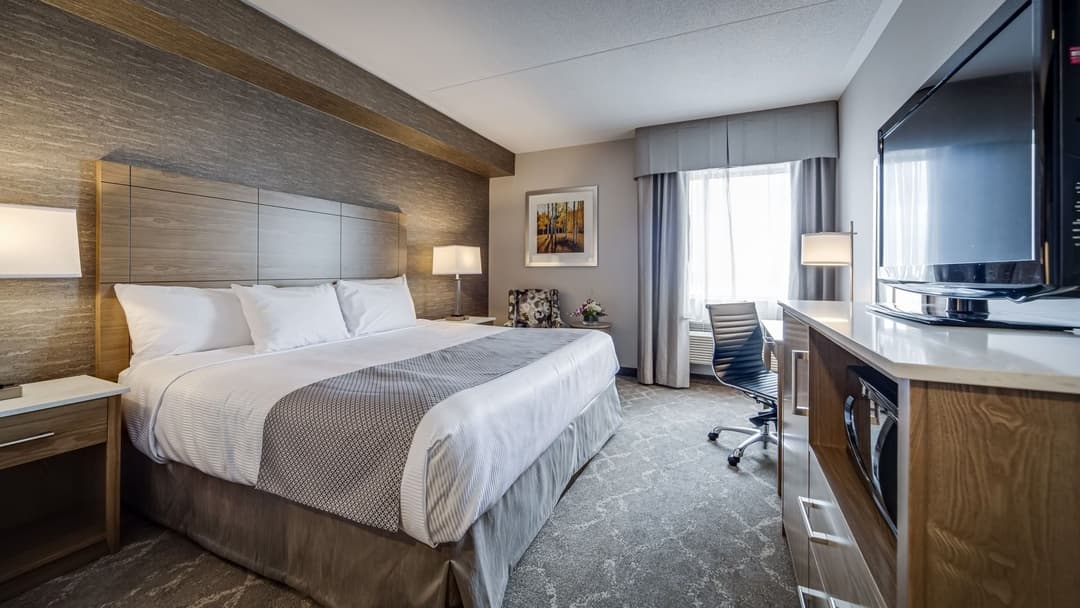 Monte Carlo Inn Vaughan Suites