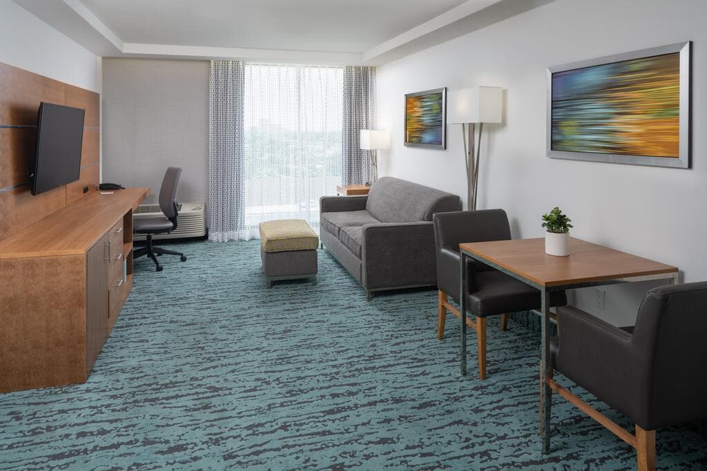 Holiday Inn Miami North – I-95