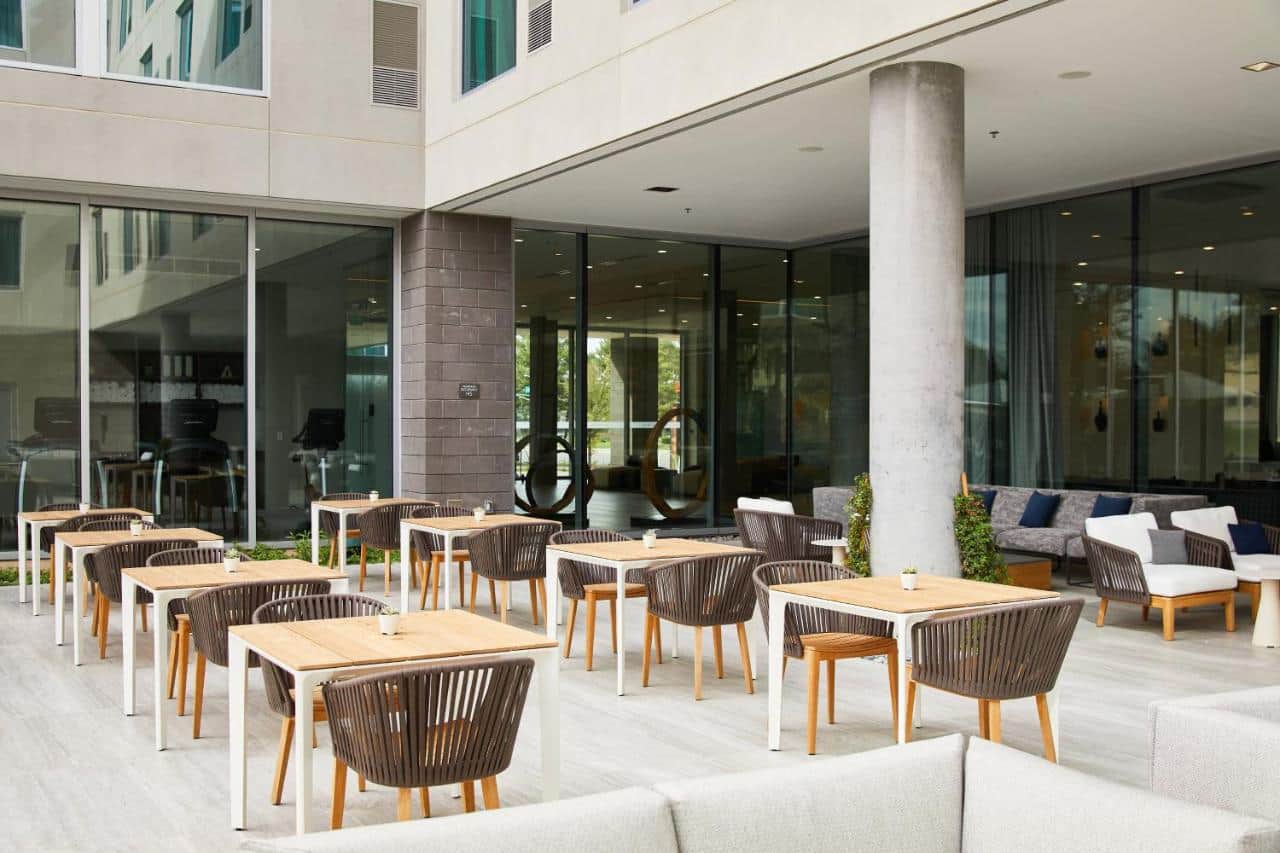 AC Hotel by Marriott Phoenix Biltmore