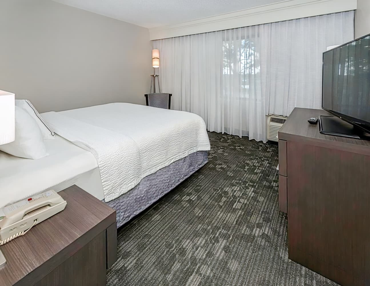Courtyard Lakeland