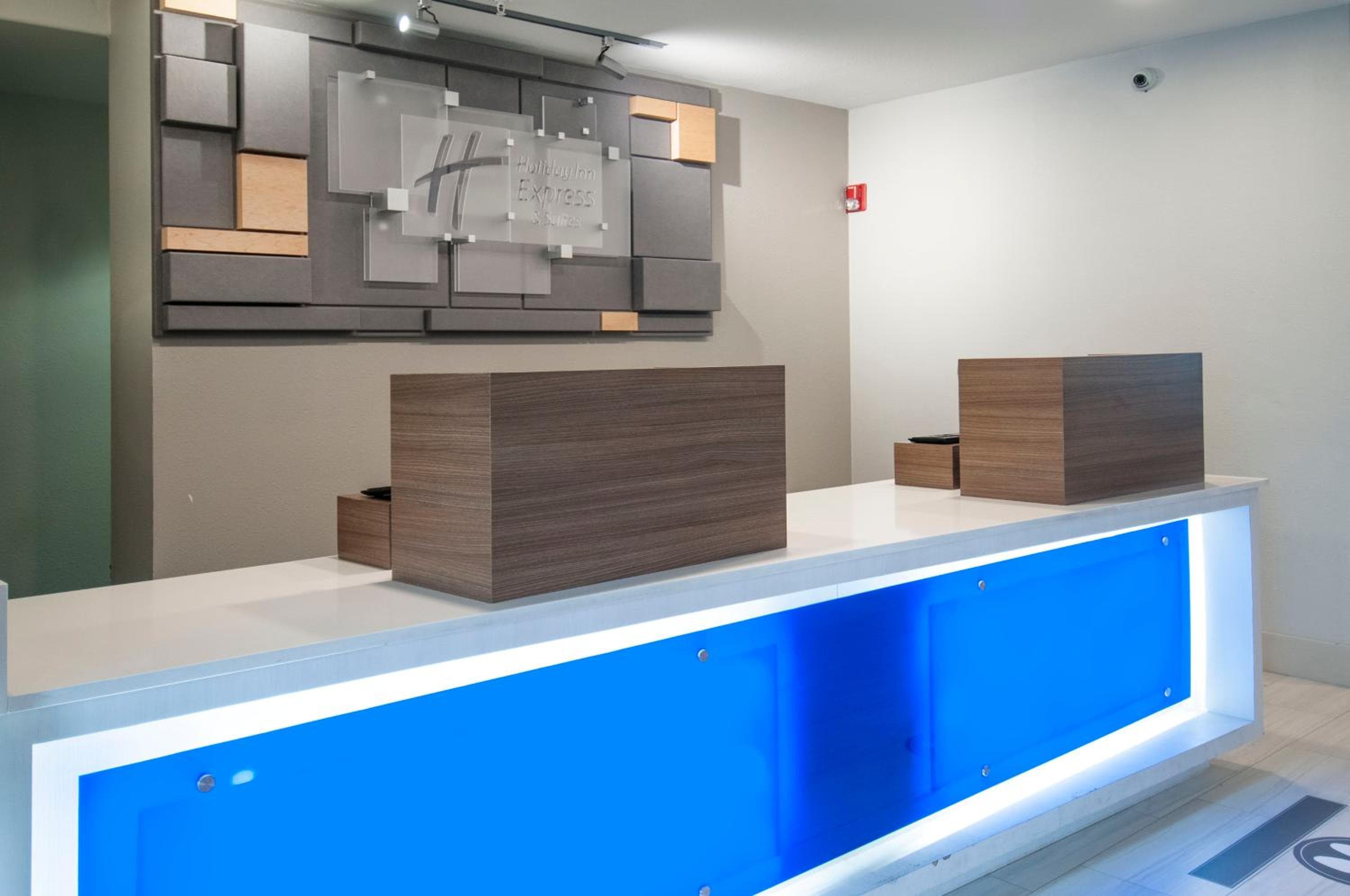 Holiday Inn Express Hotel & Suites Plano West - Frisco by IHG