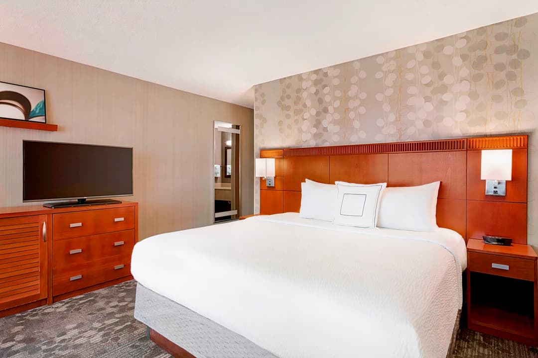 Courtyard by Marriott Bloomington Normal