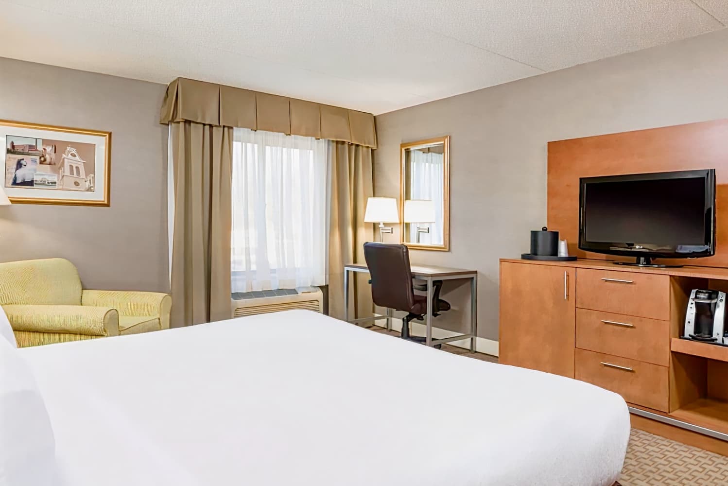 Holiday Inn Manchester Airport, an IHG Hotel