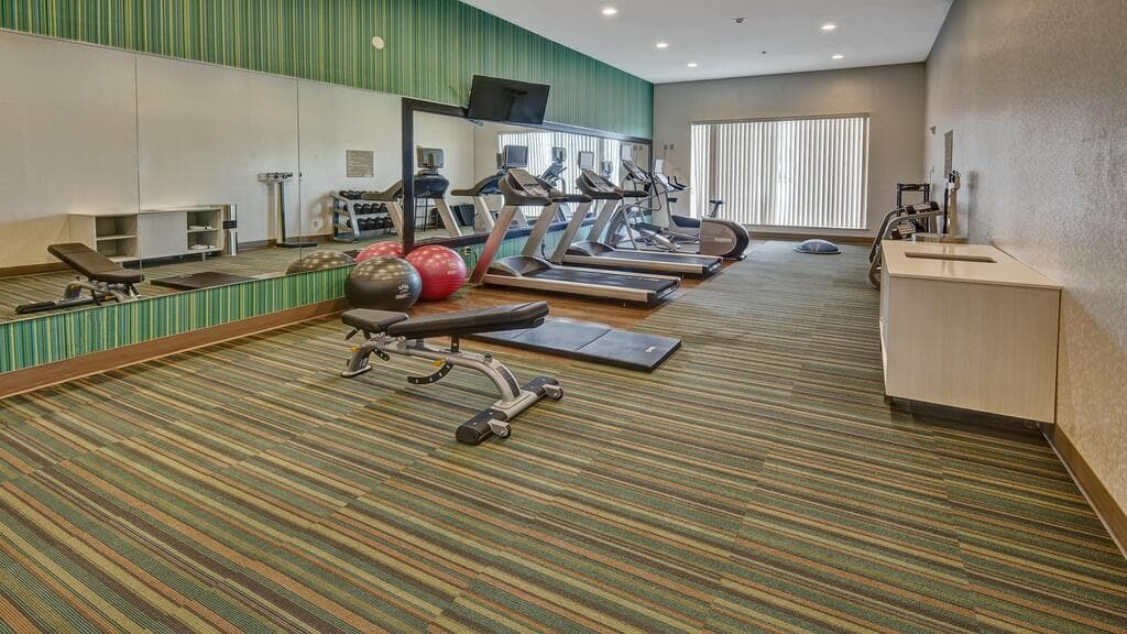 Holiday Inn Express & Suites Corsicana I-45