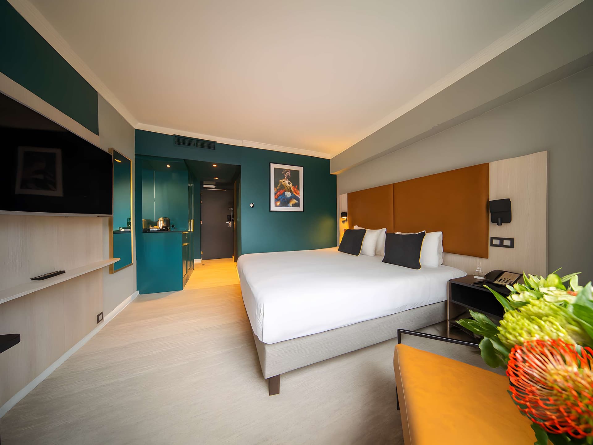 Maek Hotel Antwerpen Centraal - Handwritten Collection